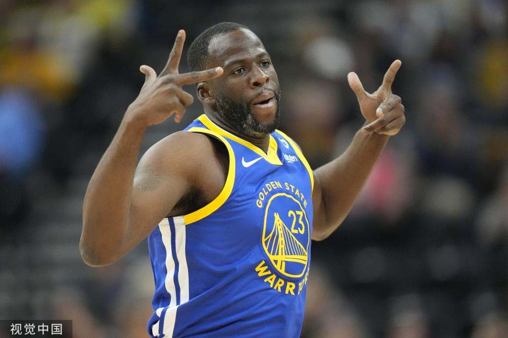 在三人篮球 在三人篮球