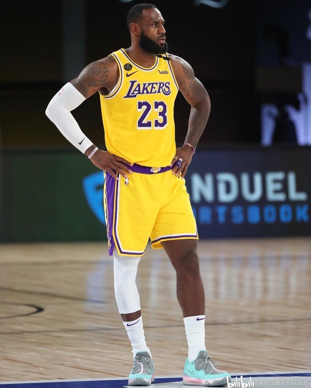 尔斯复杂的 尔斯复杂的