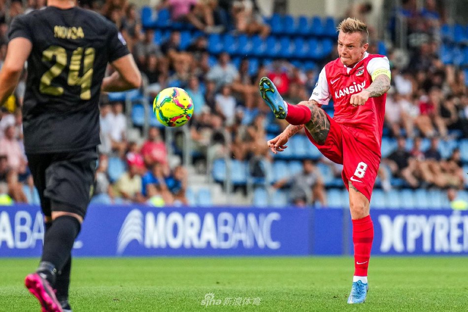 4场上双完 4场上双完