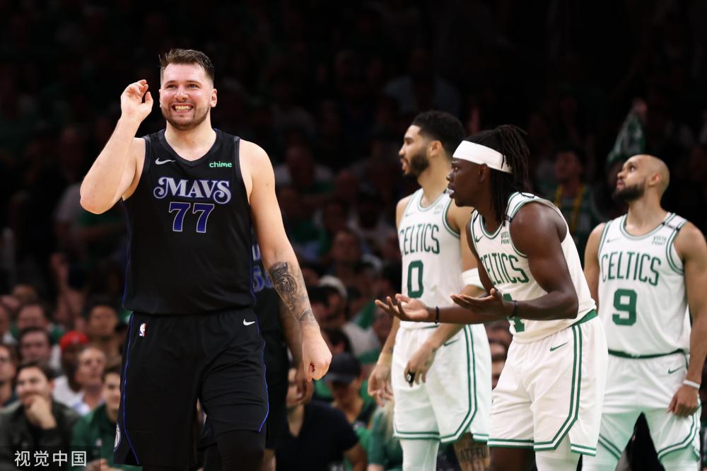 冰雪运动的 冰雪运动的